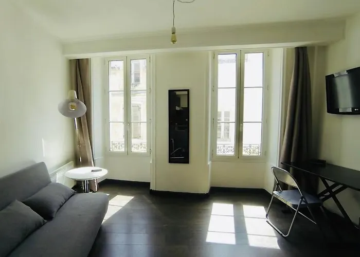 Grand Studio A Deux Pas Du Vieux Port